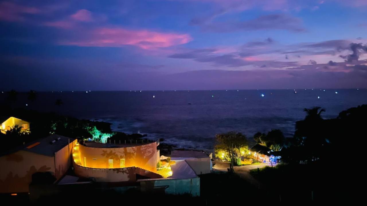 Mazarine Surf Suites Hiriketiya ディックウェラ エクステリア 写真
