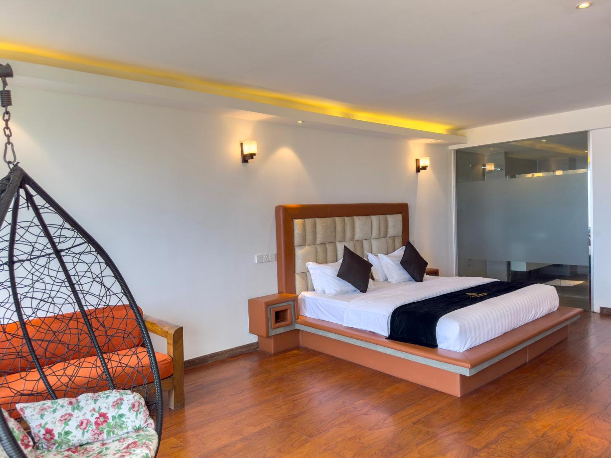 Mazarine Surf Suites Hiriketiya ディックウェラ エクステリア 写真