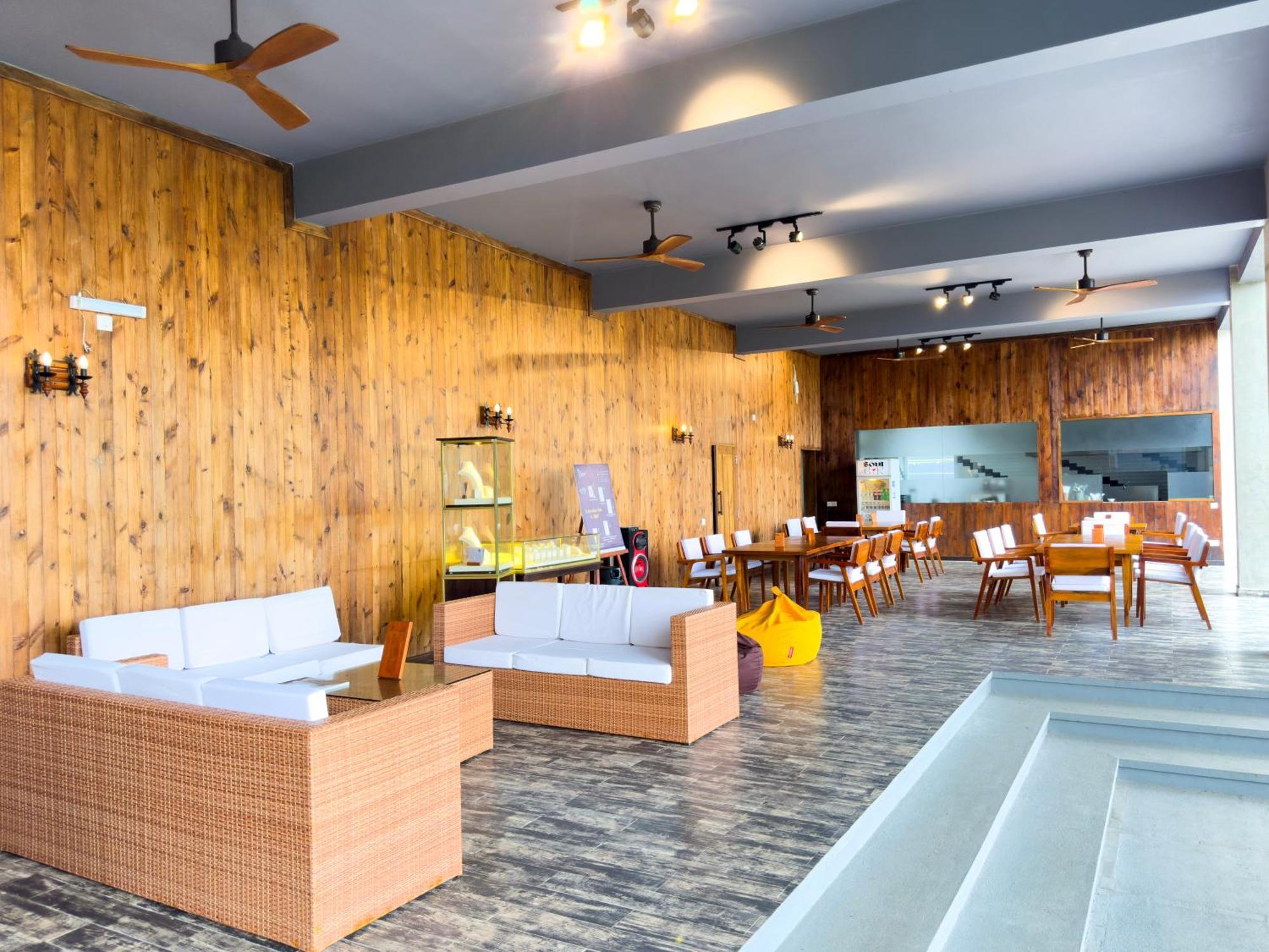 Mazarine Surf Suites Hiriketiya ディックウェラ エクステリア 写真