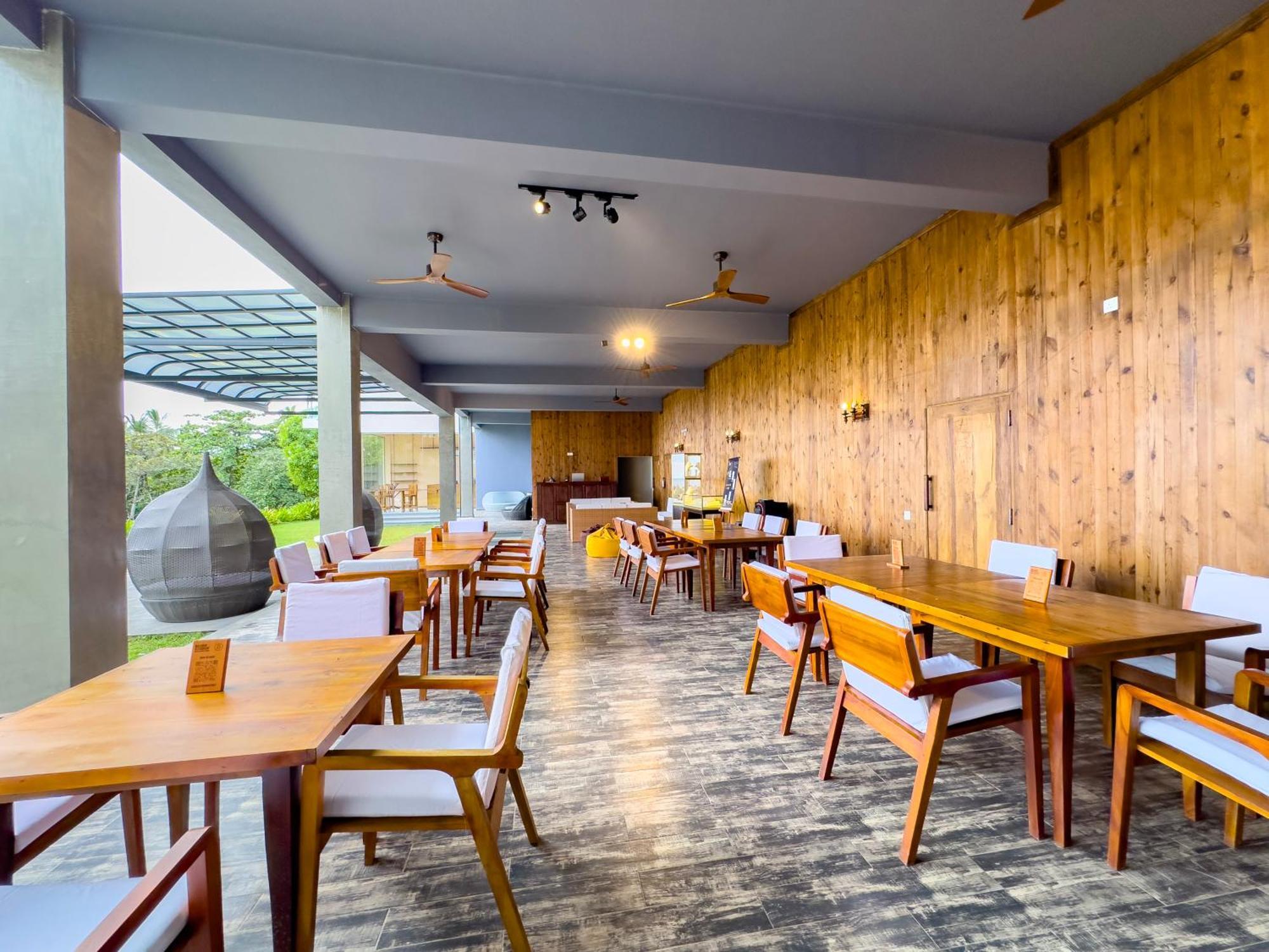 Mazarine Surf Suites Hiriketiya ディックウェラ エクステリア 写真
